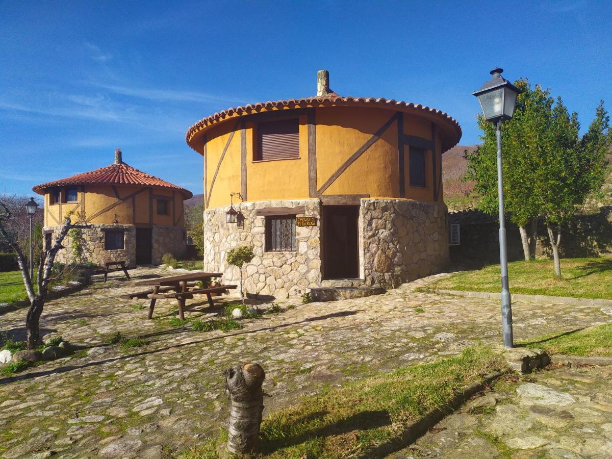 Complejo Rural Los Chozos Valle Del Jerte Exterior photo